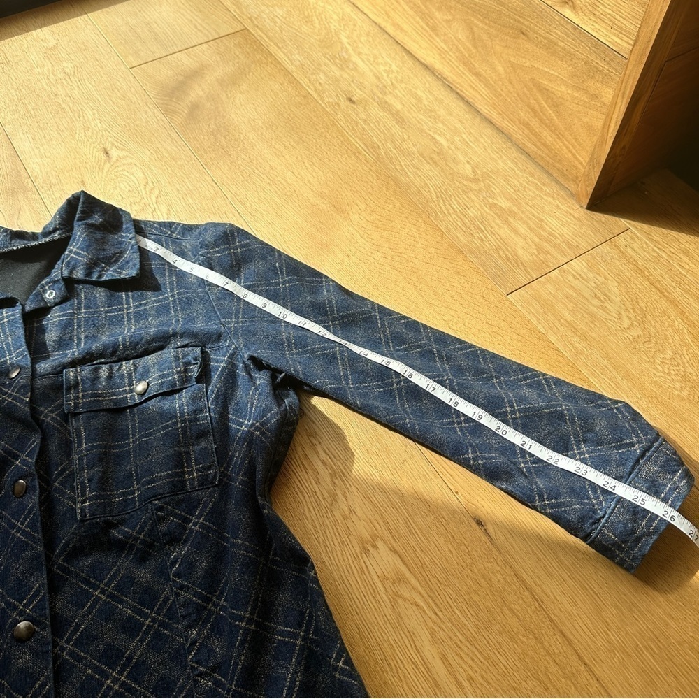 VINTAGE DENIM SHACKET WITH GOLD STRIPES - Picture 6 of 9